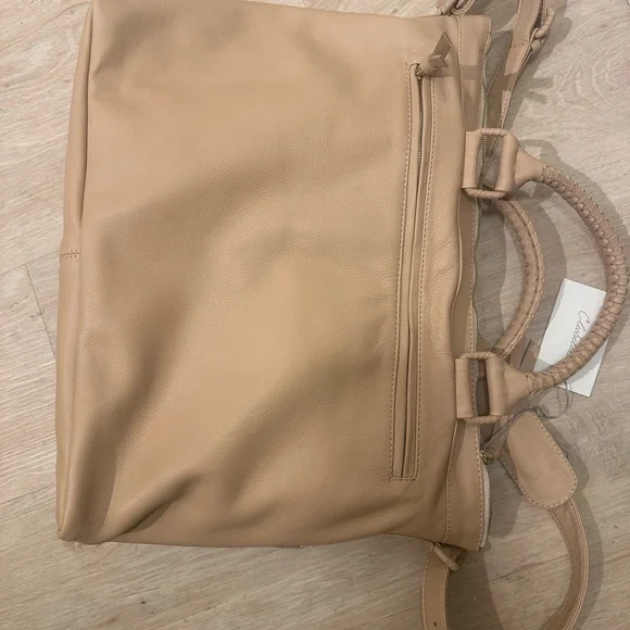 Checkered Tan and Cream Women's Bag - Picture 8 of 12